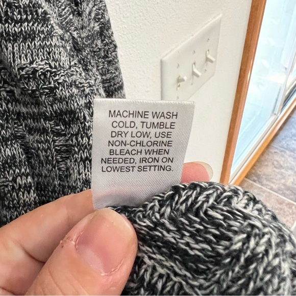 PacSun Gray Sweater - Picture 6 of 6